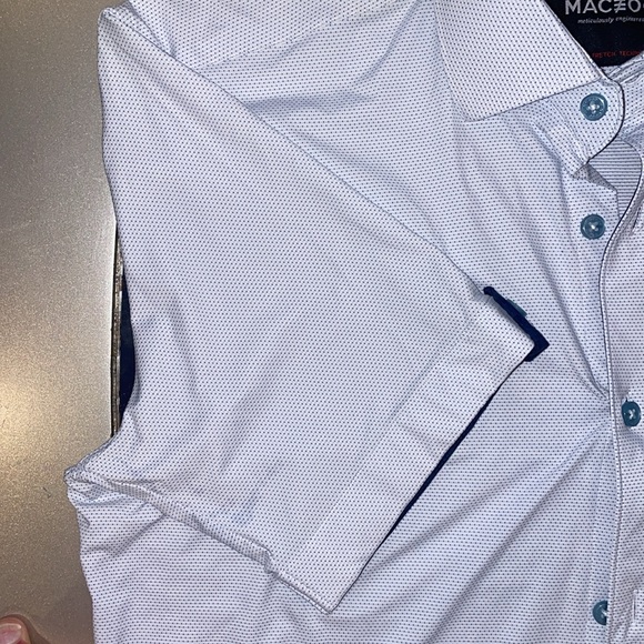 Maceoo short sleeve button-down. - Picture 4 of 5